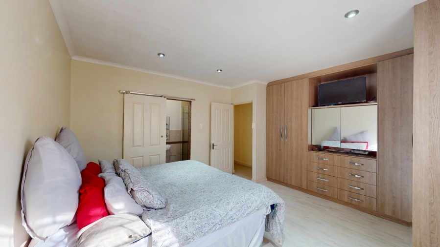 3 Bedroom Property for Sale in Strandfontein Western Cape